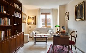 Casa Renata Free Covered Private Parking